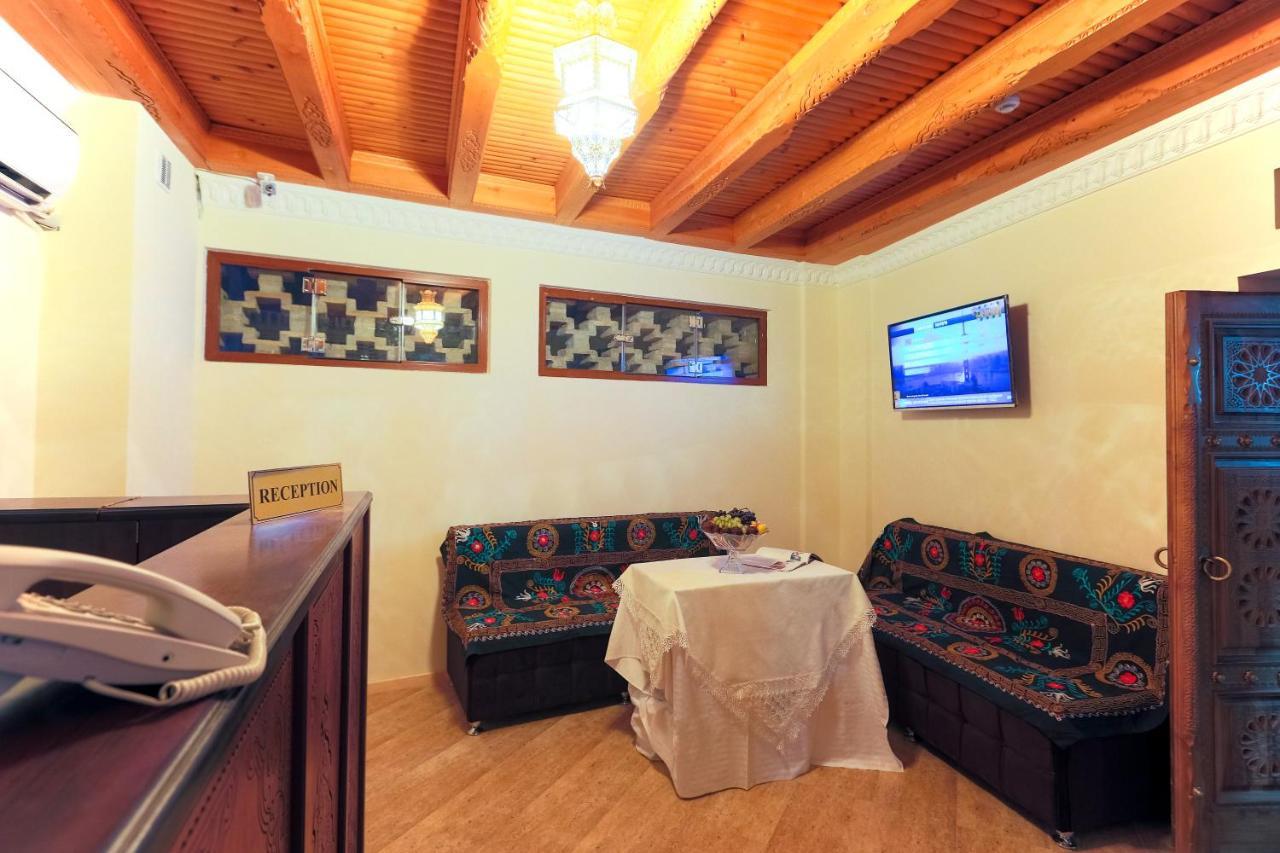 בוקורו Hotel Shohrud מראה חיצוני תמונה